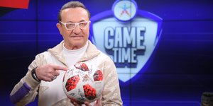 Ο Λευτέρης Πανταζής στο εορταστικό ΟΠΑΠ Game Time