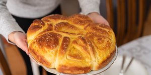  Xριστόψωμο  σε πιατελα