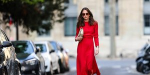 4 στιλάτα φορέματα από τα Marks & Spencer που θα ανανεώσουν την χειμερινή σας γκαρνταρόμπα