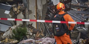 Το κατεστραμμένο κτήριο κατοικιών στη Χάγη