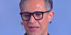 Ο Αιμίλιος Χειλάκης συγκινημένος