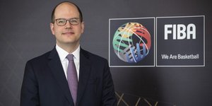 Ο γ.γ. της FIBA, Ανδρέας Ζαγκλής