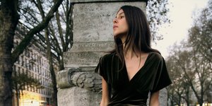 Στα Ζara μόλις έφτασε το τέλειο φόρεμα για πάρτι -Θα σας αναδείξουν ως την πιο καλοντυμένη