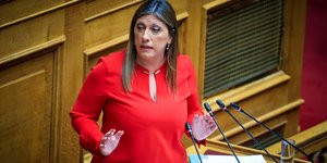 Η Ζωή Κωνσταντοπούλου στη Βουλή