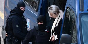 Η Έφη Κακαράντζουλα στα δικαστήρια