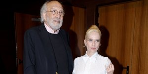 Αλέξανδρος Λυκουρέζος, Τζένη Οικονόμου