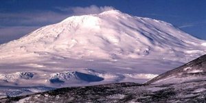Το όρος Έρεβος, το γνωστότερο ενεργό ηφαίστειο της Ανταρκτικής