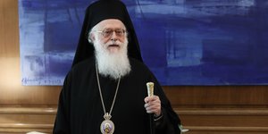 Ο Αρχιεπίσκοπος Αλβανίας Αναστάσιος