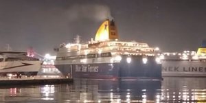 Το Blue Star Delos έκανε ποδαρικό στο λιμάνι του Πειραιά για το 2025