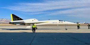 Το αεροσκάφος της Boom που έσπασε το φράγμα του ήχου