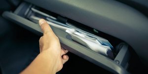 Ντουλαπάκι αυτοκινήτου