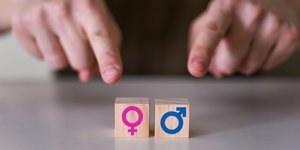 Γερμανία: Περίπου 100 άτομα την ημέρα υποβάλλουν αίτηση αλλαγής φύλου και ονόματος στα ληξιαρχεία, μετά την εφαρμογή του νέου νόμου