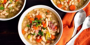 Συνταγή για νόστιμη χειμωνιάτικη φασολάδα