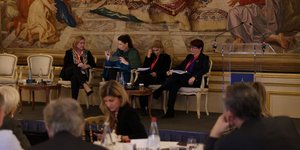 Από αριστερά: Μάιρα Μυρογιάννη, Ειρήνη Νικολοπούλου, Σέβη Αναστασίου Βολουδάκη, Βουλευτής, Μαριέττα Καραμανλή