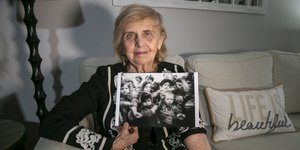 Η επιζήσασα στο Άουσβιτς, Τόβα Φρίντμαν