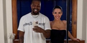 Κάνιε Γουέστ και Μπιάνκα Σενσόρι εύχονται «Χρόνια Πολλά» 