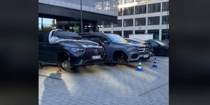 Κλοπές τροχών από καινούργια αυτοκίνητα 