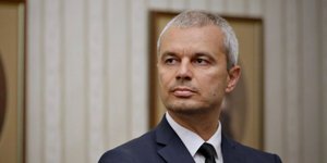 Ο αρχηγός του υπερεθνικιστικού και φιλορωσικού κόμματος της Βουλγαρίας «Αναγέννηση», Κοσταντίν Κοσταντίνοφ