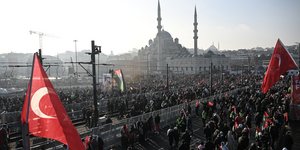 Τεράστια διαδήλωση κατά του Ισραήλ στην Κωνσταντινούπολη 