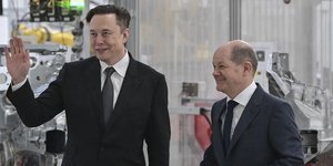 Ελον Μασκ, Ολαφ Σολτς