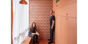 Πώς μια αρχιτέκτονας κατάφερε να χωρέσει 4 δωμάτια σε ένα μικροσκοπικό σπίτι μόλις 7 τ.μ.