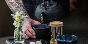 Τσάι τσαγιέρα χέρια Αθήνα 