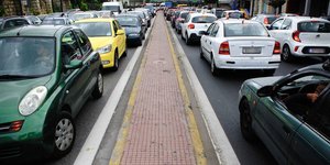 Πώς αλλάζουν τα πεζοδρόμια της Αθήνας 