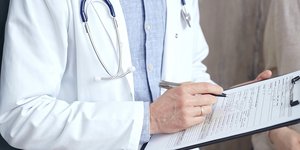 Συνταγογράφηση γιατρός