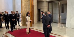 Συρία, Αχμάντ αλ Σάρα, Αναλένα Μπέρμποκ