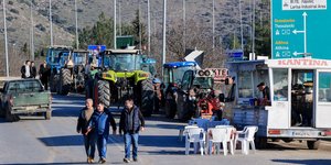 Μπλόκο αγροτών Λάρισα