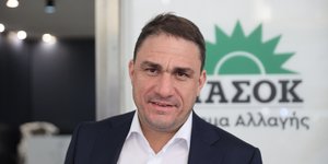 Ο εκπρόσωπος Τύπου του ΠΑΣΟΚ - ΚΙΝ.ΑΛ, Κώστας Τσουκαλάς