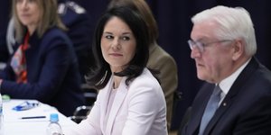 Αναλένα Μπερμποκ