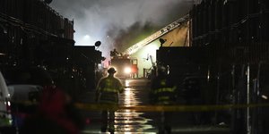 Μικρό διασωστικό αεροσκάφος που συνετρίβη στη Φιλαδέλφεια