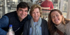 Στην Αίγινα η Άννα Μαρία και η Αλεξία Ντε Γκρες