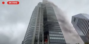 Η πυρκαγιά εκδηλώθηκε στον ουρανοξύστη Renoir Tower II του Μπουένος Άιρες
