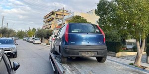 Εγκατελελειμμένα αυτοκίνητα