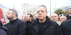 O Σωκράτης Φάμελλος στη πορεία για τα Τέμπη