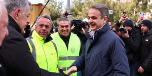 Ο πρωθυπουργός Κυριάκος Μητσοτάκης στο εργοτάξιο του Flyover