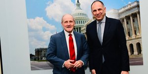 Ο ΥΠΕΞ Γιώργος Γεραπετρίτης με τον πρόεδρο της Επιτροπής Εξωτερικών Σχέσεων της Γερουσίας των ΗΠΑ, Jim Risch, στην Ουάσιγκτον