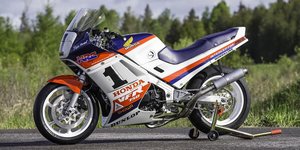 Honda VFR750