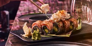 Στο Izakaya για νόστιμο sushi μετά το γραφείο