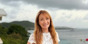 Η Τζέιν Σέιμουρ στα 72 χορεύει μπαλέτο