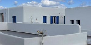 Τα νέα πλήρως εξοπλισμένα διαμερίσματα για γιατρού και νοσηλευτές του Κέντρου Υγείας Μυκόνου