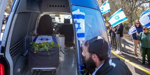 Κηδεία Ισραηλινού ομήρου που η Χαμάς επέστρεψε την σορό του