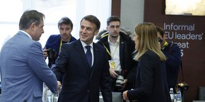 Ατυπη είσοδος στις Βρυξέλλες