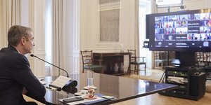 Ο Κυριάκος Μητσοτάκης συμμετείχε μέσω τηλεδιάσκεψης, στη σύνοδο ηγετών που οργάνωσε το Κίεβο