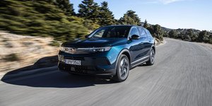Δοκιμή - Νέο Opel Grandland Hybrid 136 PS