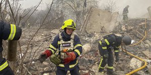 Τρεις νεκροί από ρωσική επίθεση με πυραύλους και drones