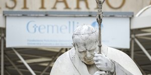 Βατικανό: «Η καρδιά του πάπα Φραγκίσκου ανταποκρίνεται πολύ θετικά», ανακοινώθηκε από την Αγία Έδρα