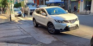 Έλληνας οδηγός άφησε το αυτοκίνητο στη μέση του δρόμου